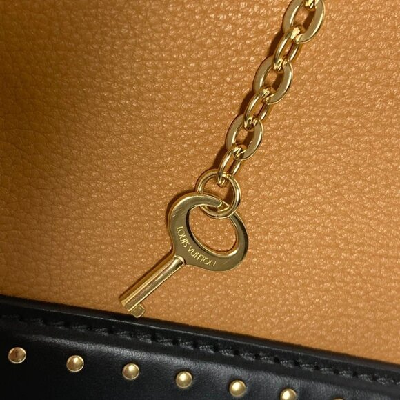 LOUIS VUITTON M51654 Studs Bicolor Cool -MarlyPM Bag Tote Bag Hand Bag - Picture 9 of 14